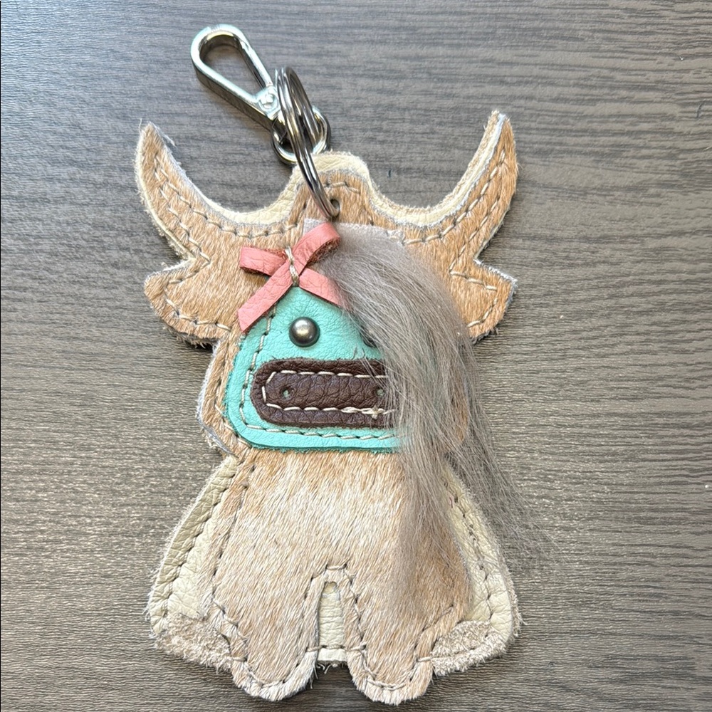 HCC - Carla Animal Key Holder with Pink Bow